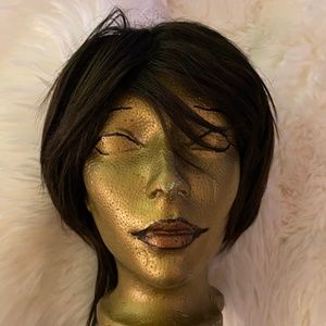 High end short brown wig